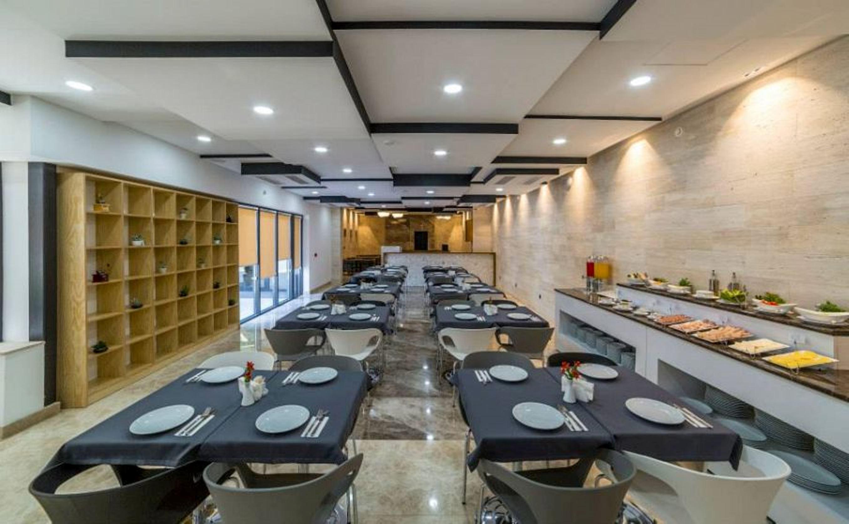 Iveria Inn Hotel Tbilisi Ngoại thất bức ảnh