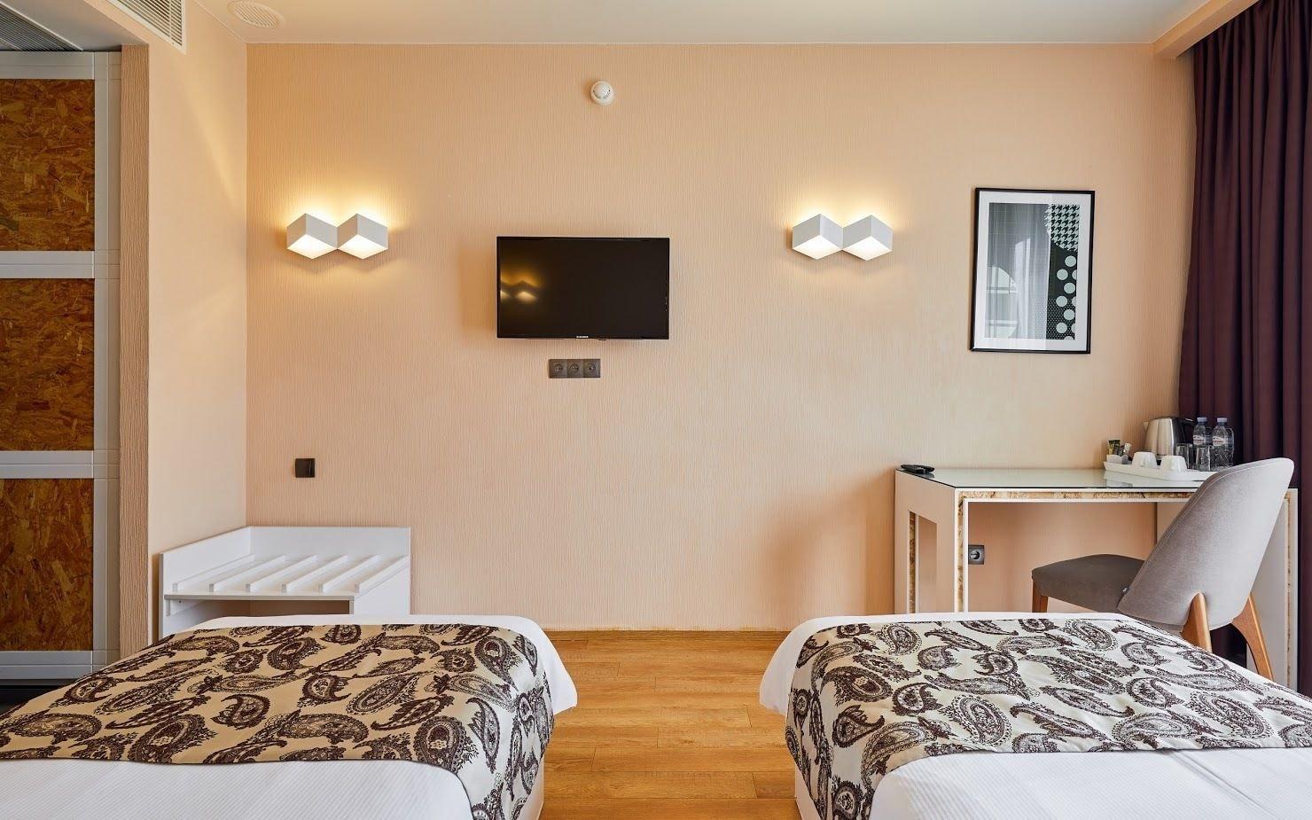 Iveria Inn Hotel Tbilisi Ngoại thất bức ảnh