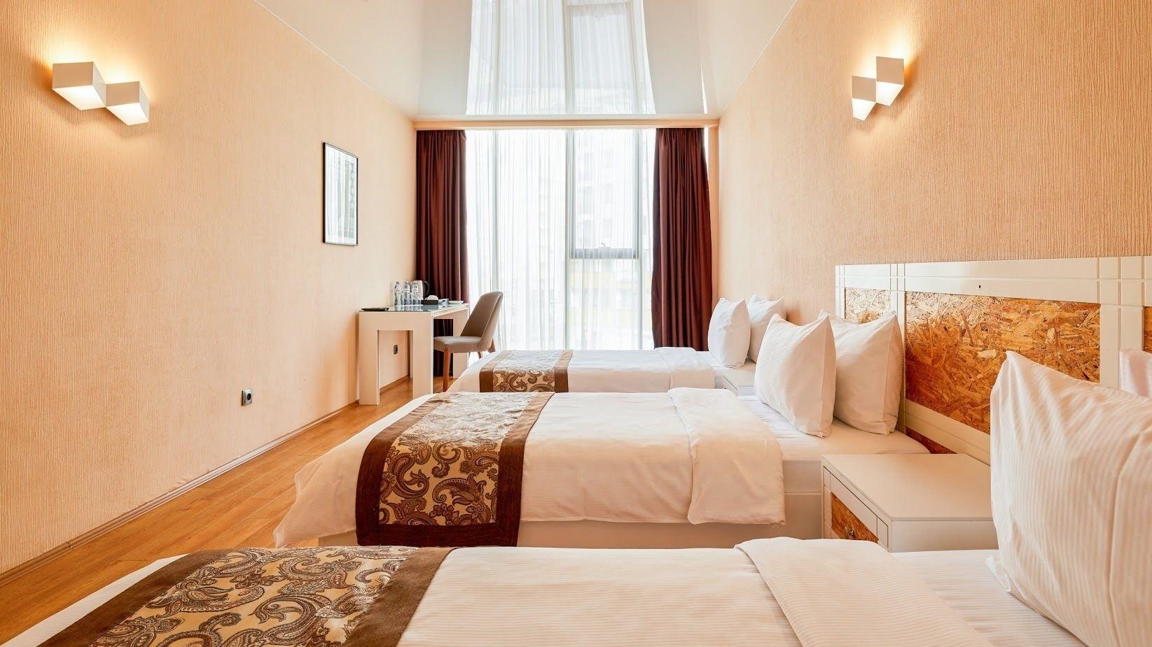 Iveria Inn Hotel Tbilisi Ngoại thất bức ảnh