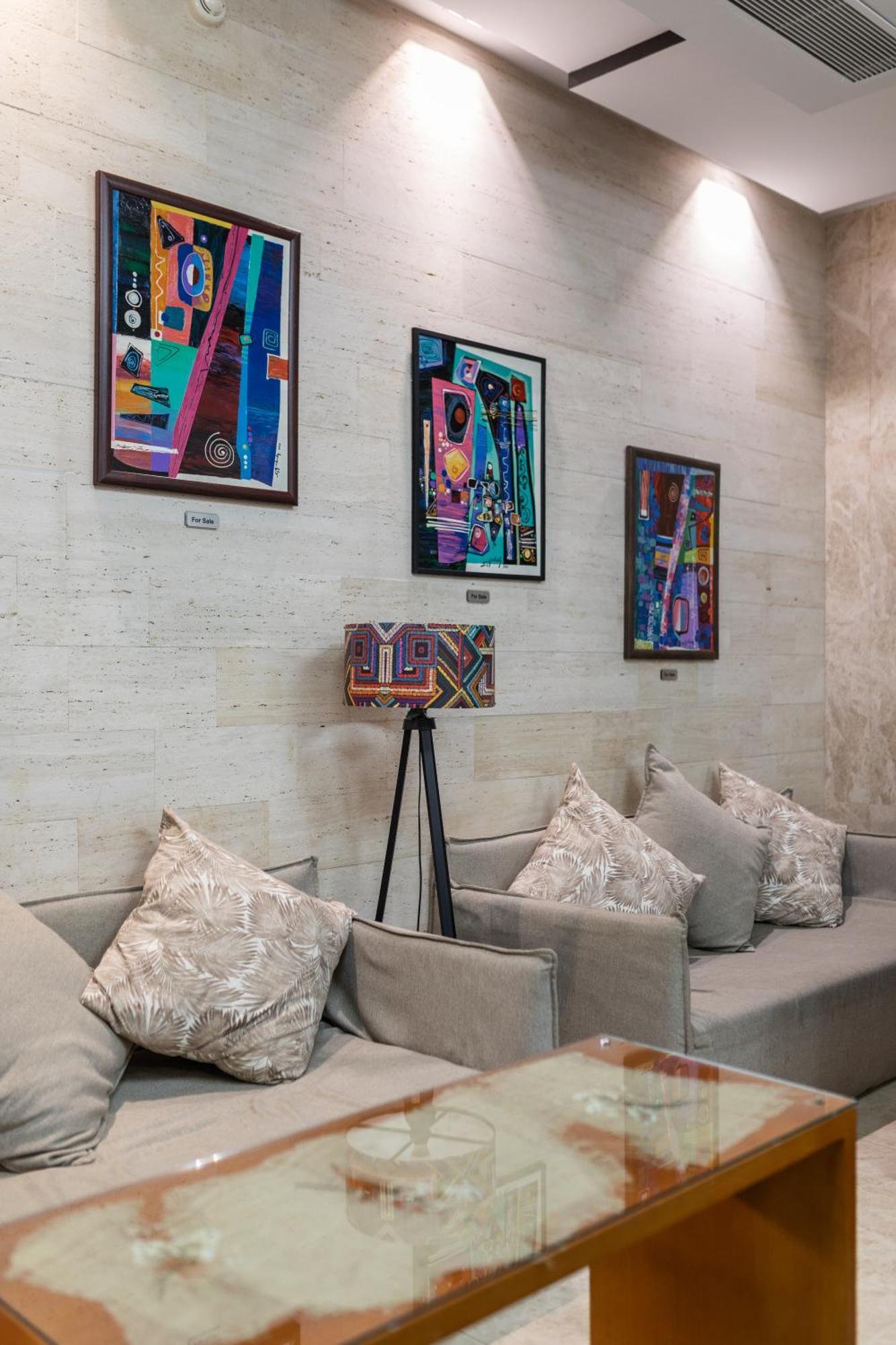 Iveria Inn Hotel Tbilisi Ngoại thất bức ảnh