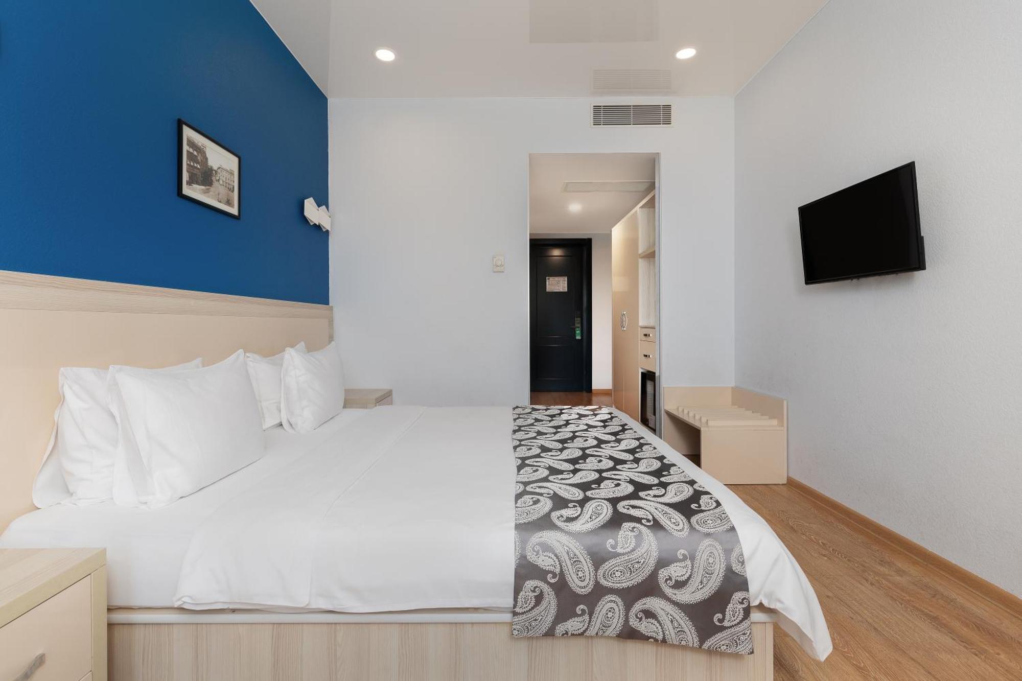 Iveria Inn Hotel Tbilisi Ngoại thất bức ảnh
