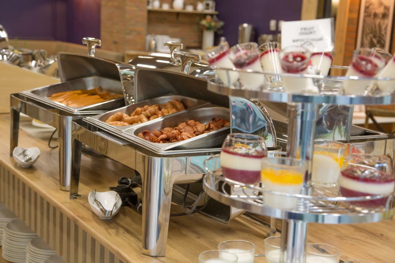Iveria Inn Hotel Tbilisi Ngoại thất bức ảnh