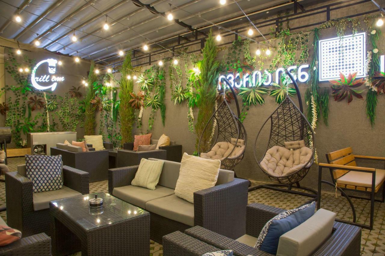 Iveria Inn Hotel Tbilisi Ngoại thất bức ảnh
